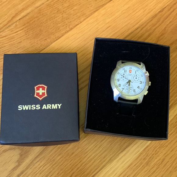 2x Victorinox Swiss Army Watch chronographs one without band